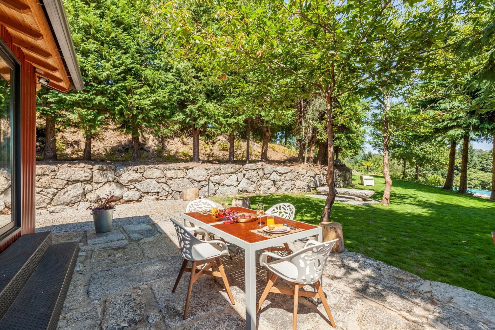 Villas Prendal Eco Living - Minho'S Guest กิมาไรส์ ภายนอก รูปภาพ